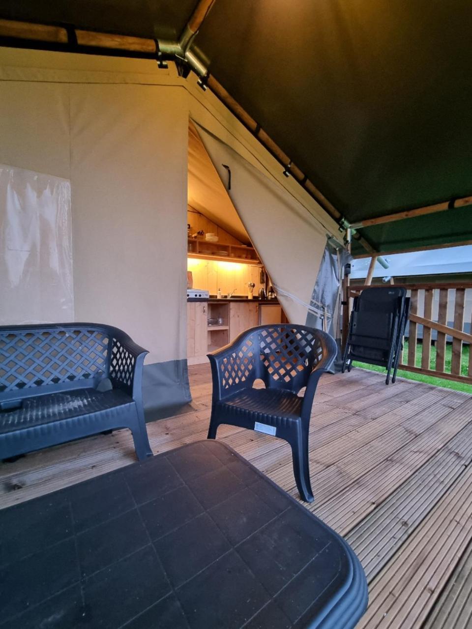 Breezand Camping De Tulpenweide חדר תמונה